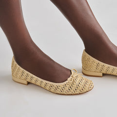 ULICIA BALLET FLATS LT NATURAL CROSS HATCH RAFFIA