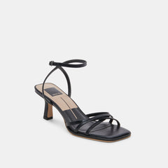 MANJI WIDE HEELS MIDNIGHT PATENT LEATHER