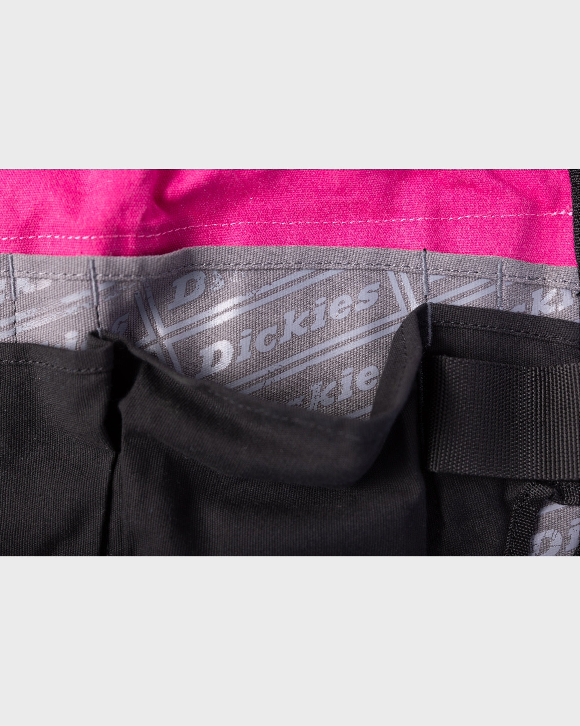 16 Pocket Apron