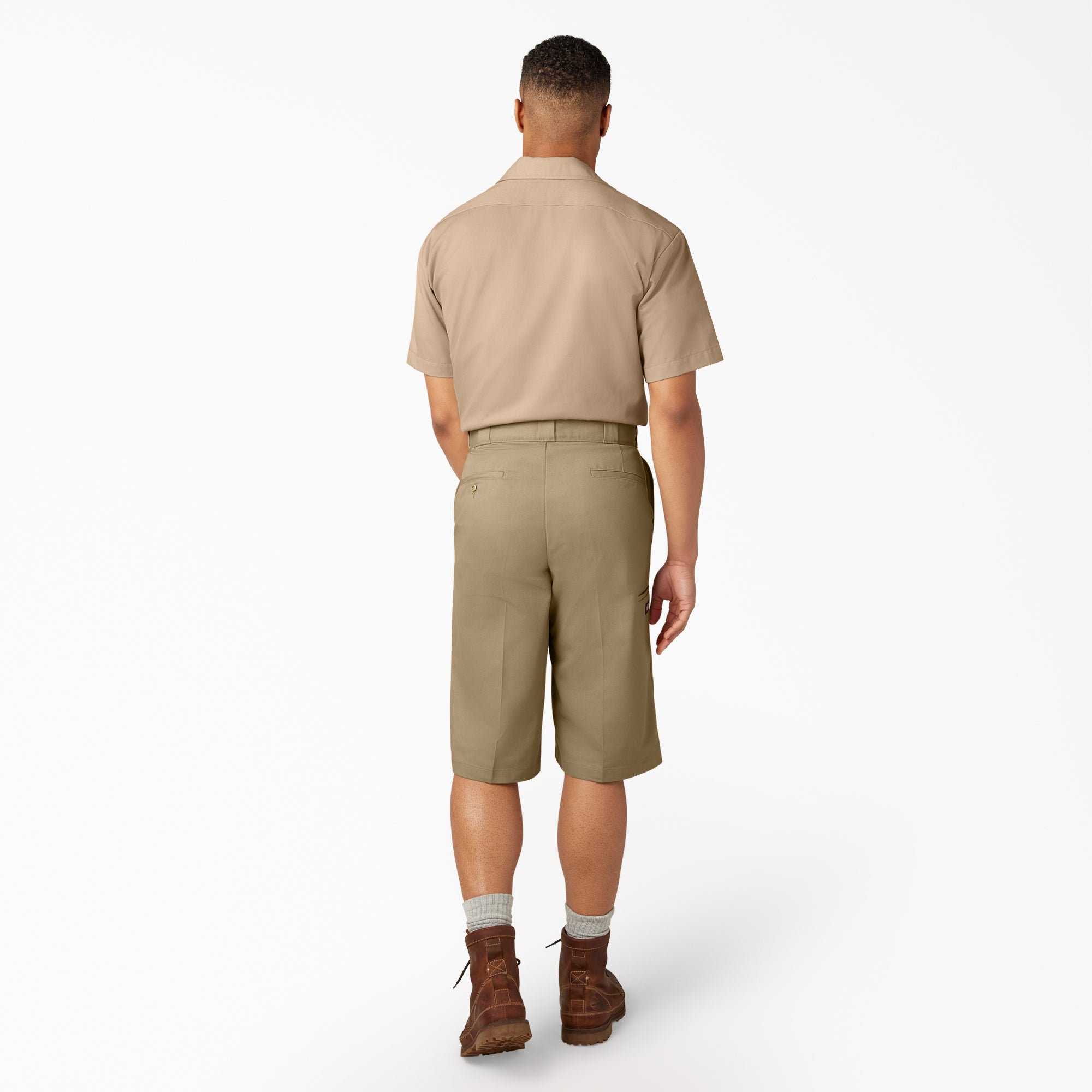 Loose Fit Multi-Use Pocket Work Shorts, 15"