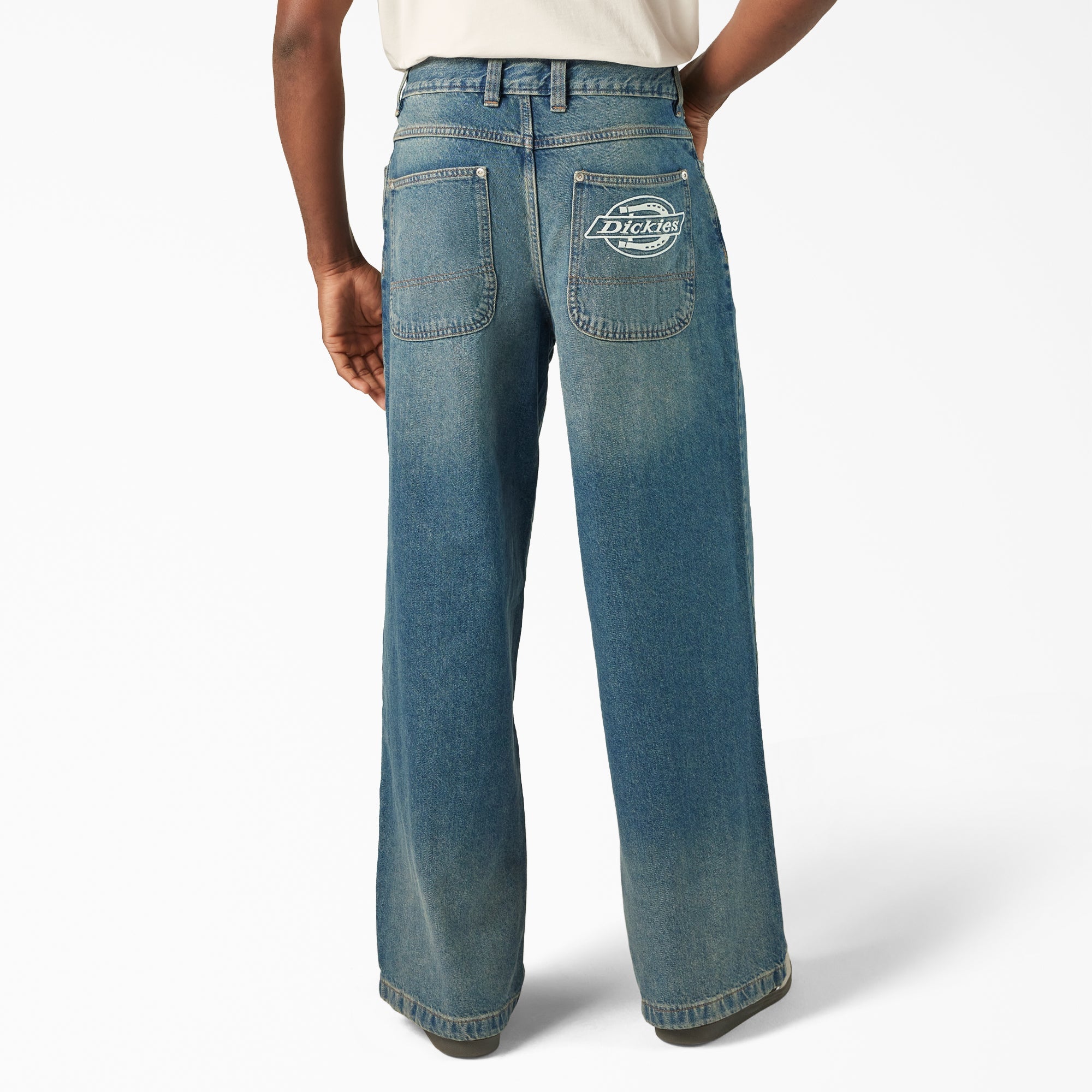 Hilham Loose Fit Jeans