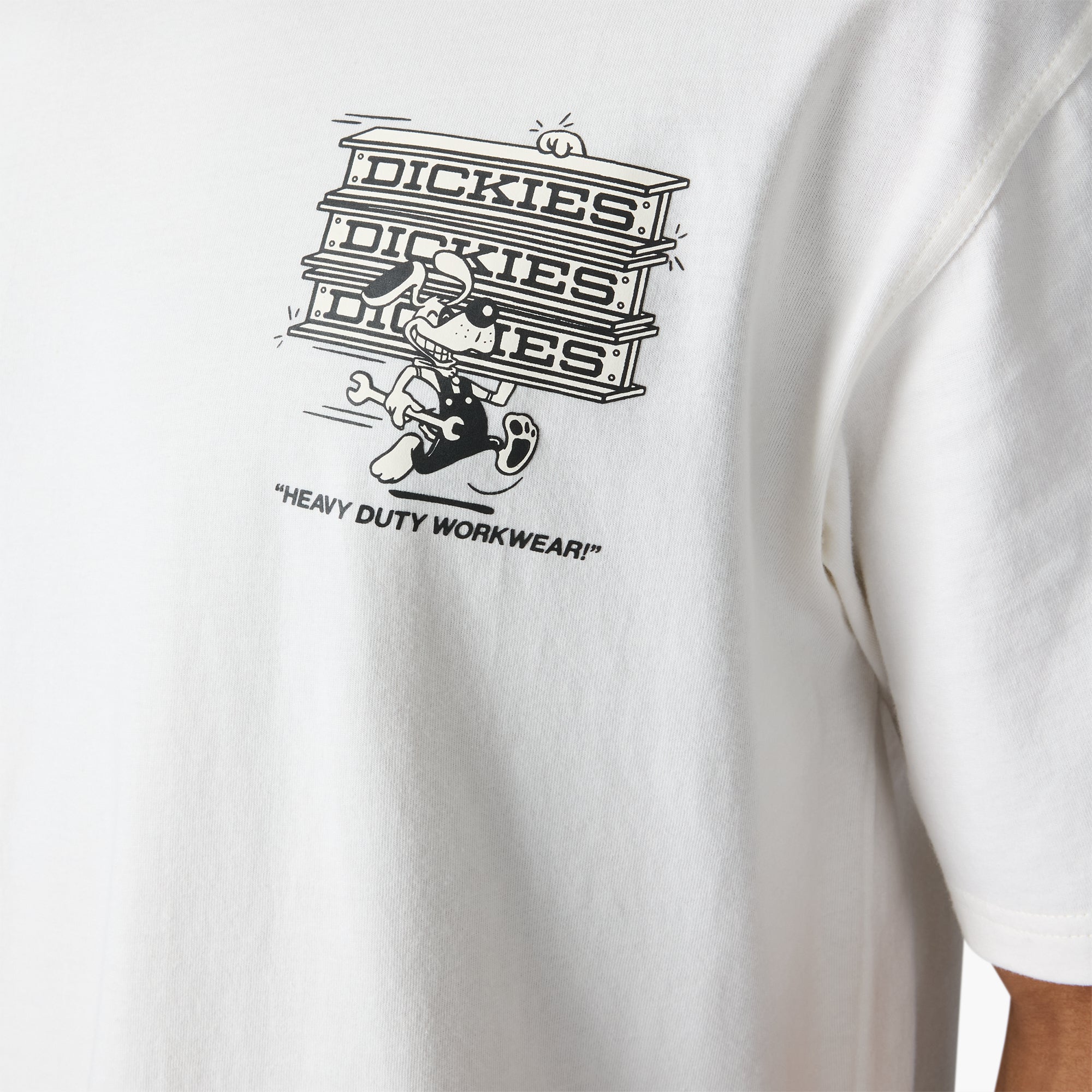 Lynndyl Graphic T-Shirt