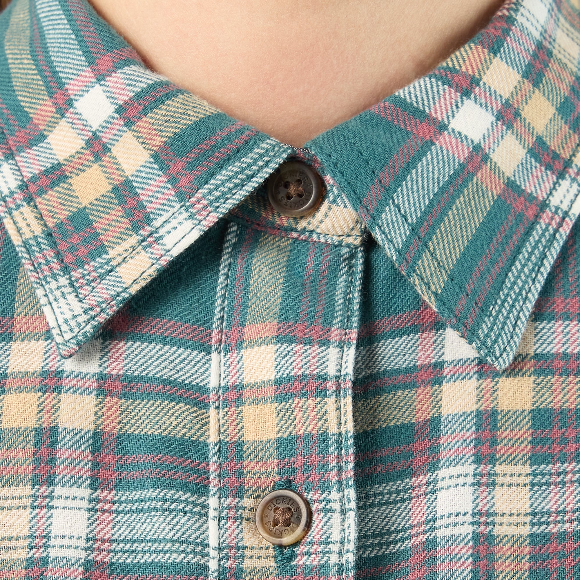 Women's Plaid Flannel Long Sleeve Shirt