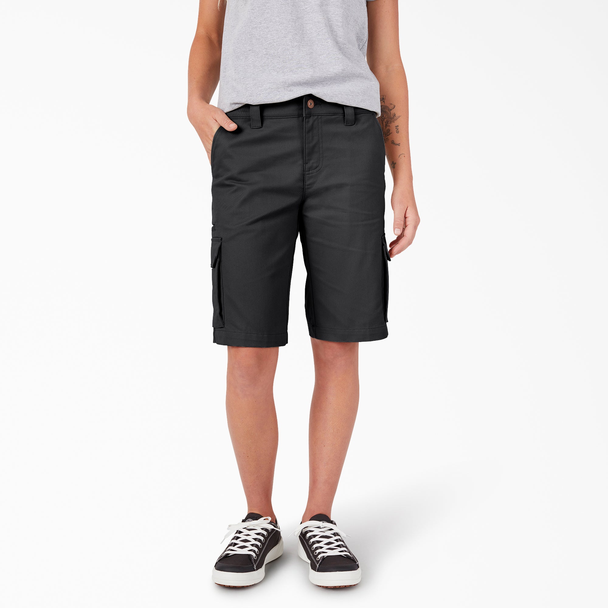 Women's Relaxed Fit Cargo Shorts, 11"