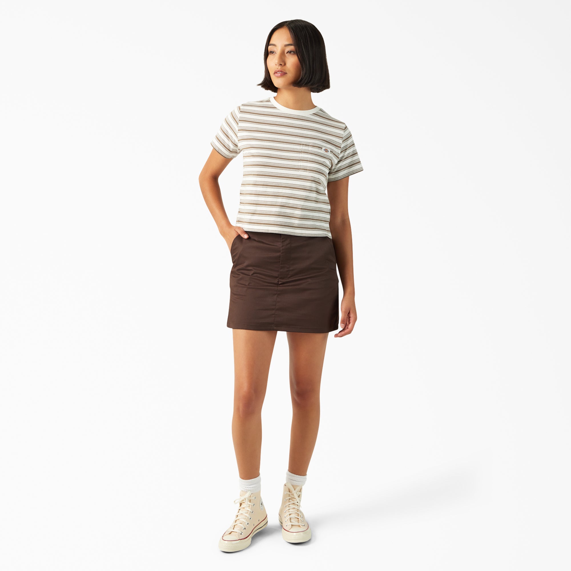Women's Large Striped Cropped Pocket T-Shirt
