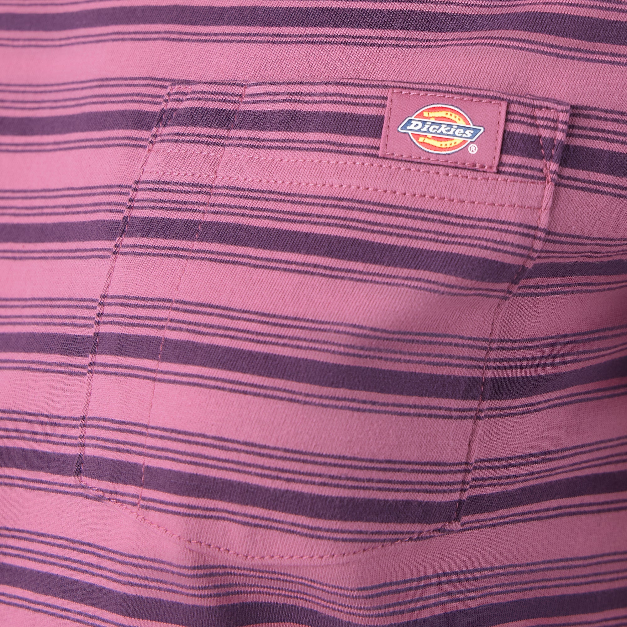 Women's Large Striped Cropped Pocket T-Shirt