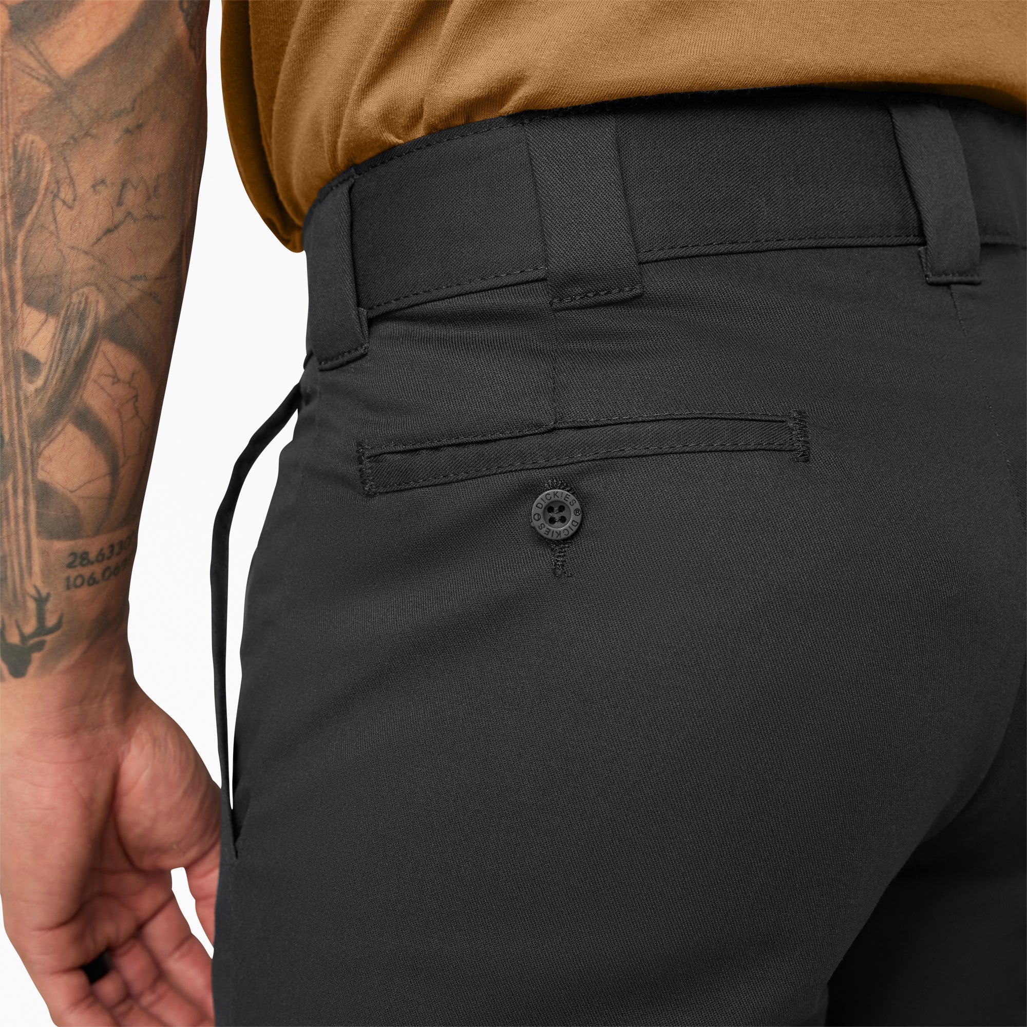 FLEX Relaxed Fit Cargo Pants
