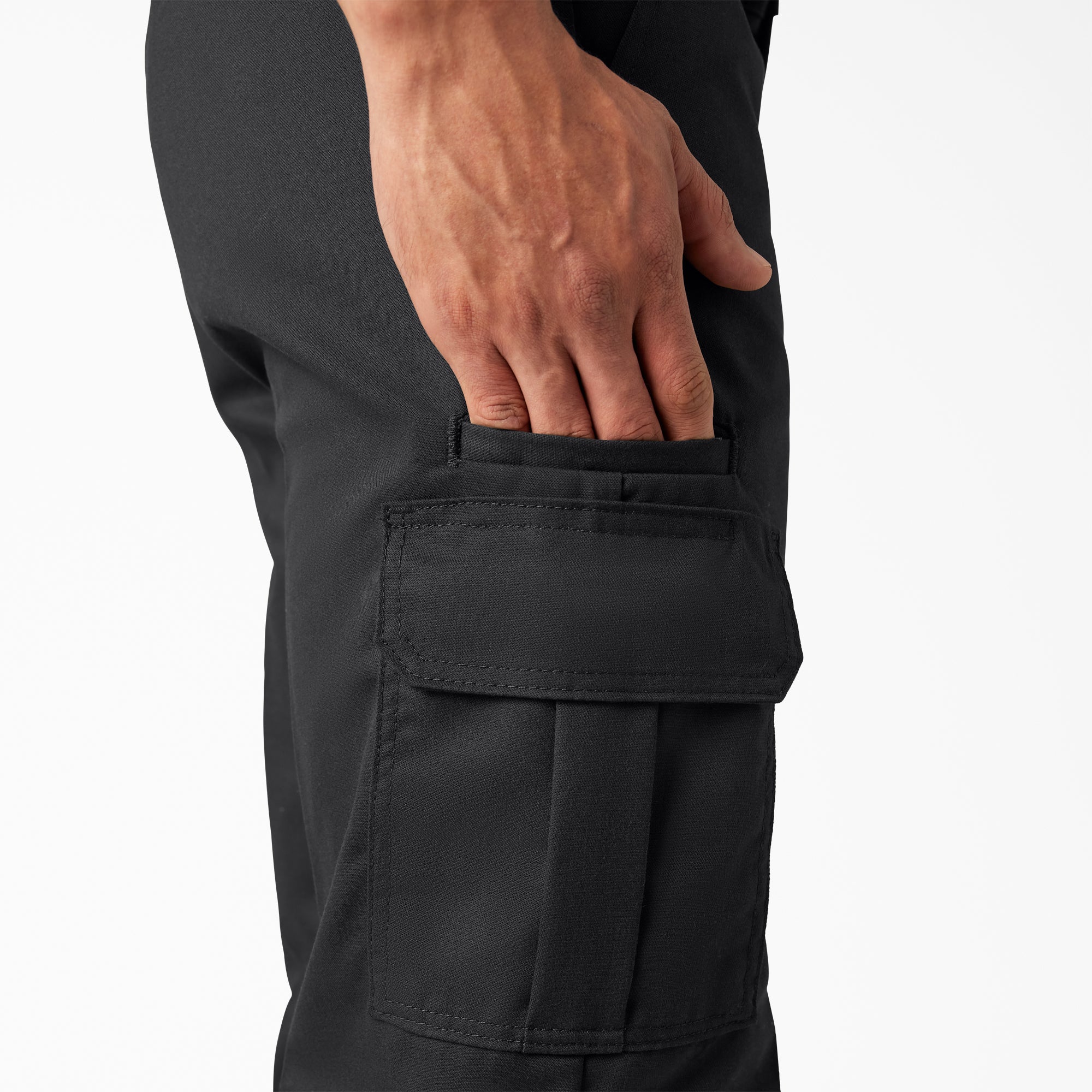FLEX Relaxed Fit Cargo Pants