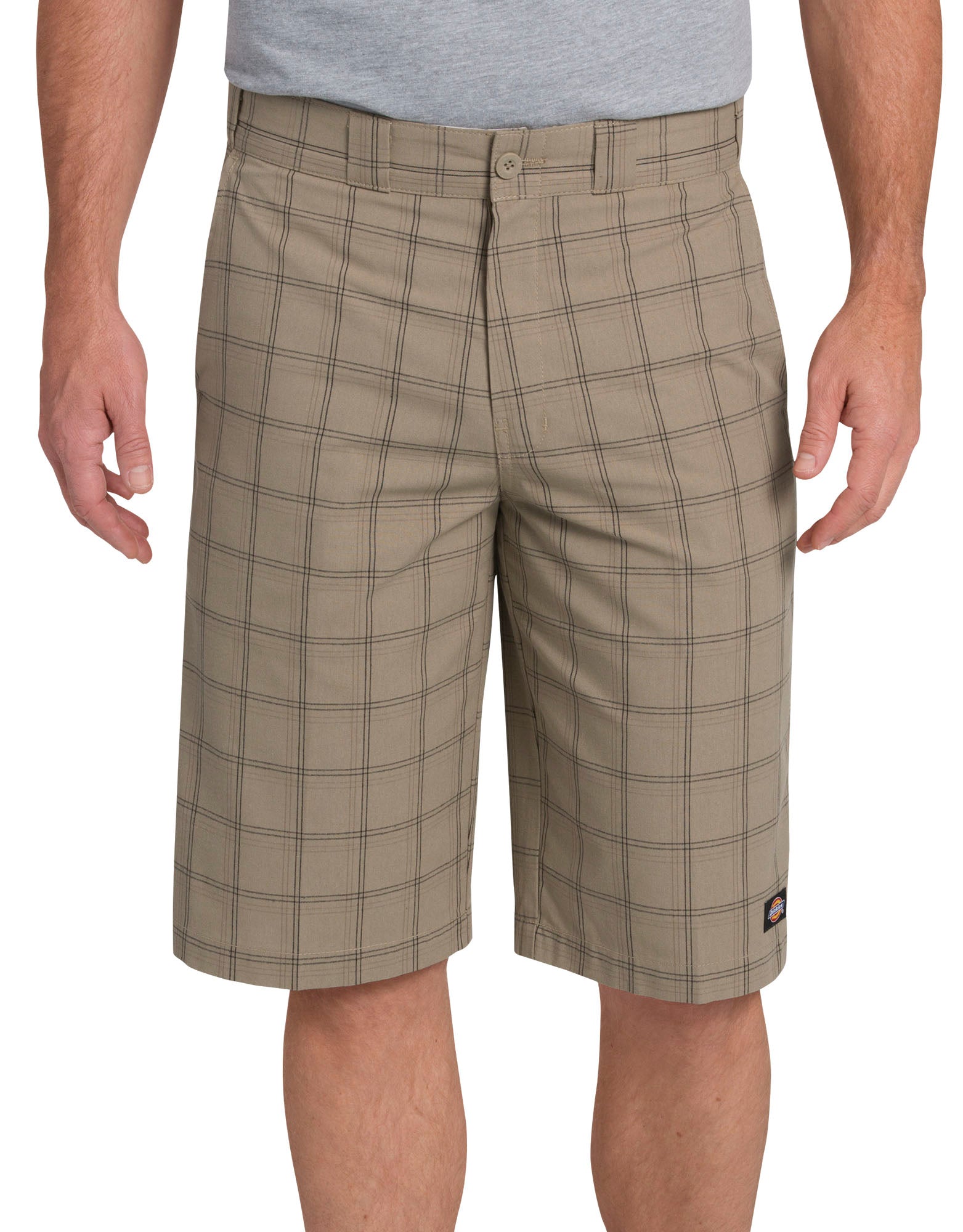 13" Regular Fit Multi-Use Pocket Plaid Shorts