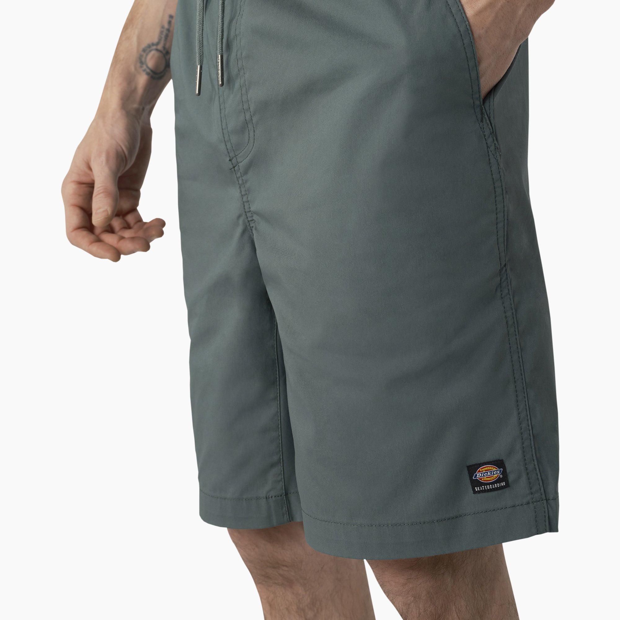 Dickies Skateboarding Grants Pass Relaxed Fit Shorts, 9"