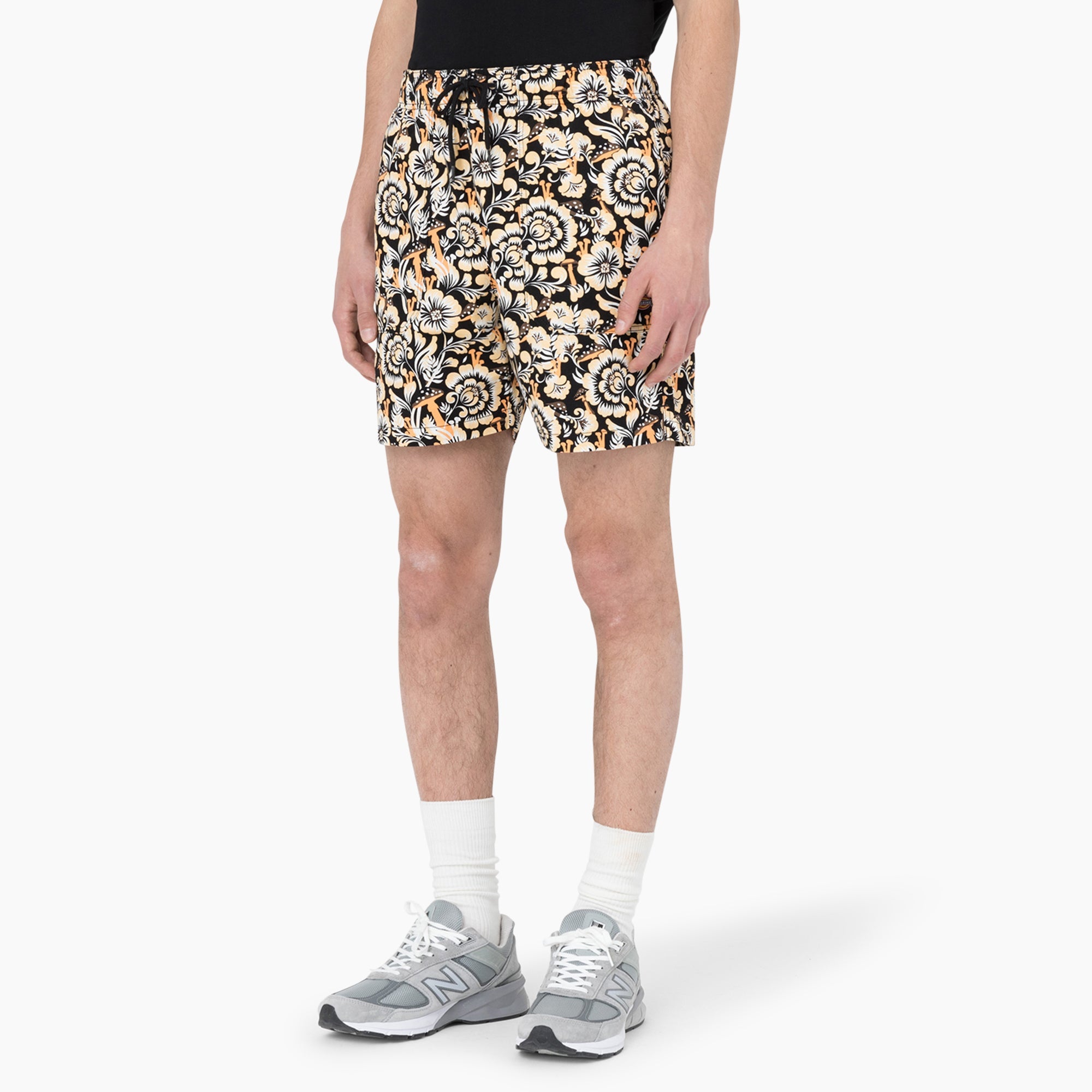 Roseburg Relaxed Fit Shorts, 7"