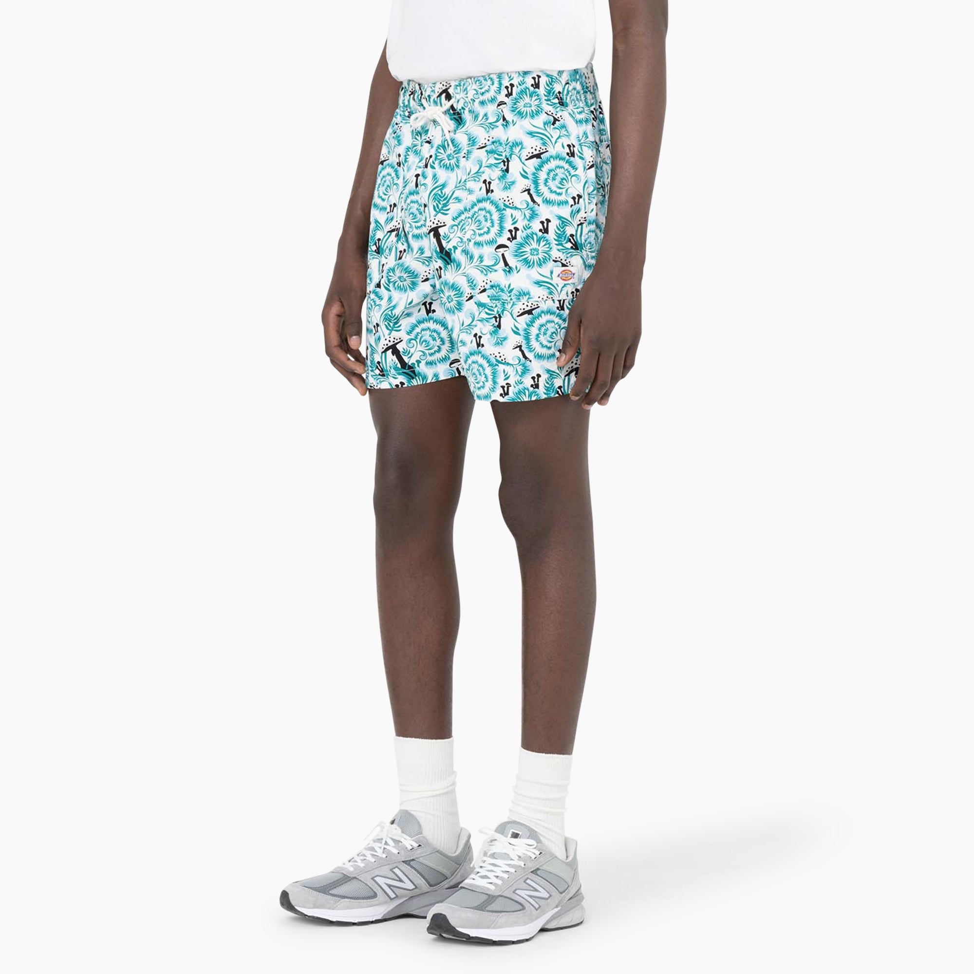 Roseburg Relaxed Fit Shorts, 7"