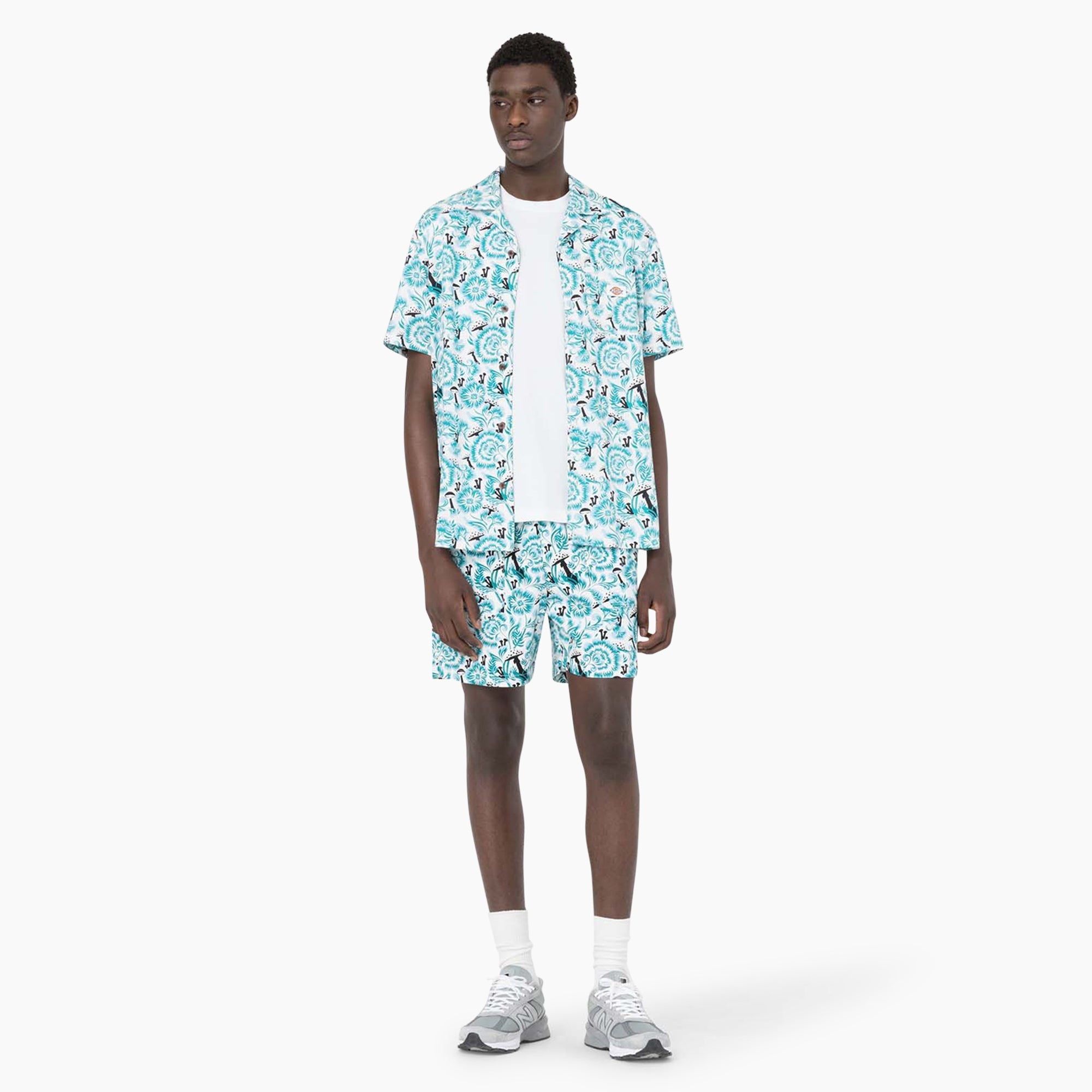 Roseburg Relaxed Fit Shorts, 7"