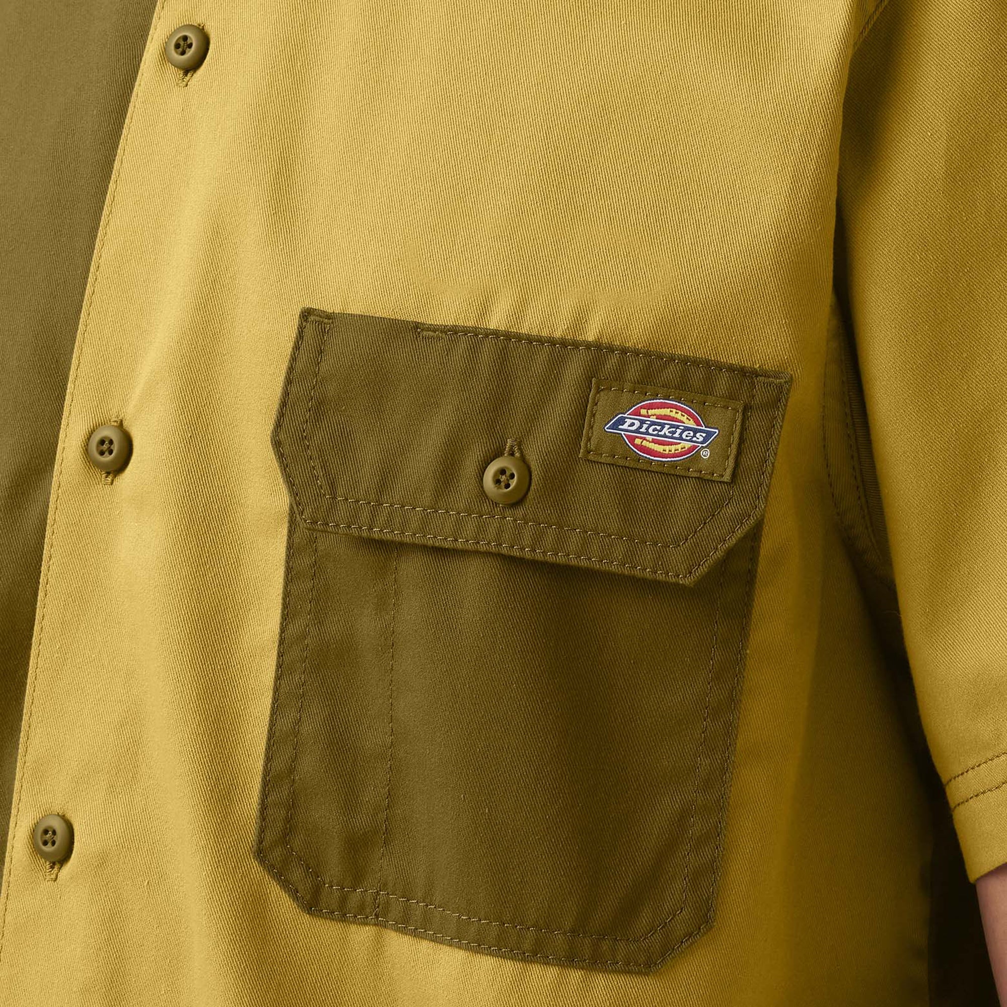 Twill Button-Up Short Sleeve Work Shirt