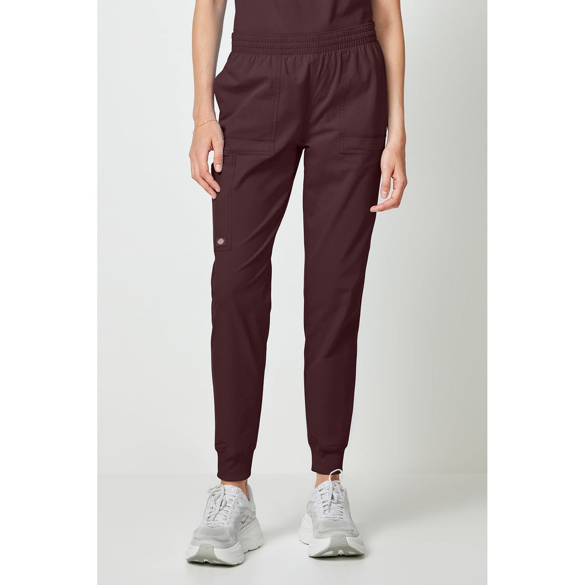 Women's Forge Mide Rise Cargo Scrub Jogger
