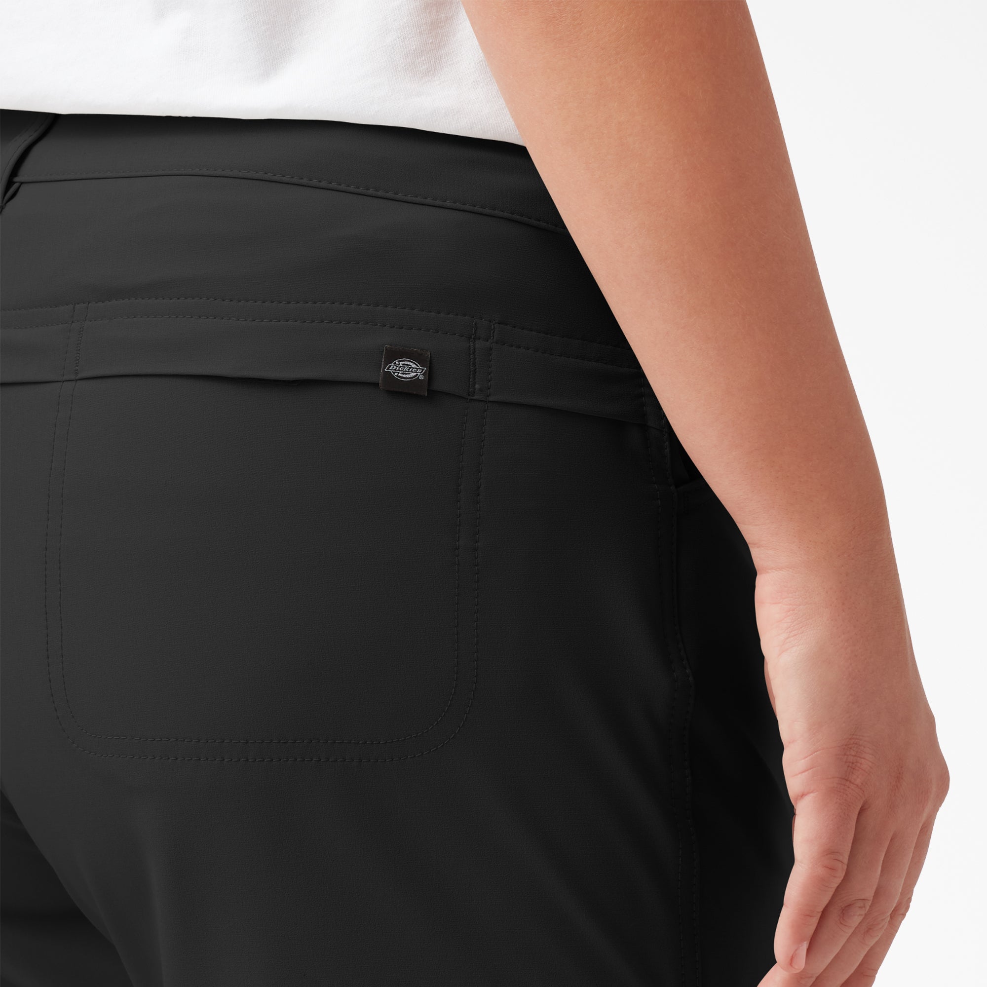 Women's Plus Cooling Relaxed Fit Shorts, 9"